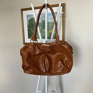 Top handle shoulder bag, by Matt & Nat, vegan leather
